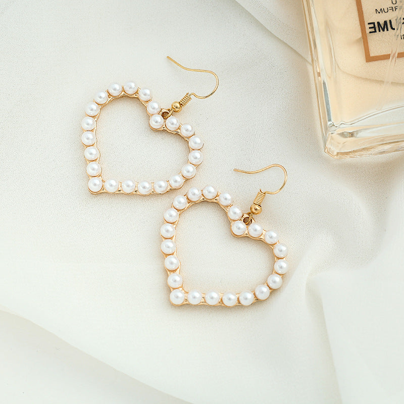 Versatile Peach Heart Diamond Earrings For Women