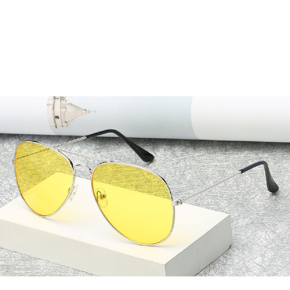 Women's New Fashion Retro Sunglasses