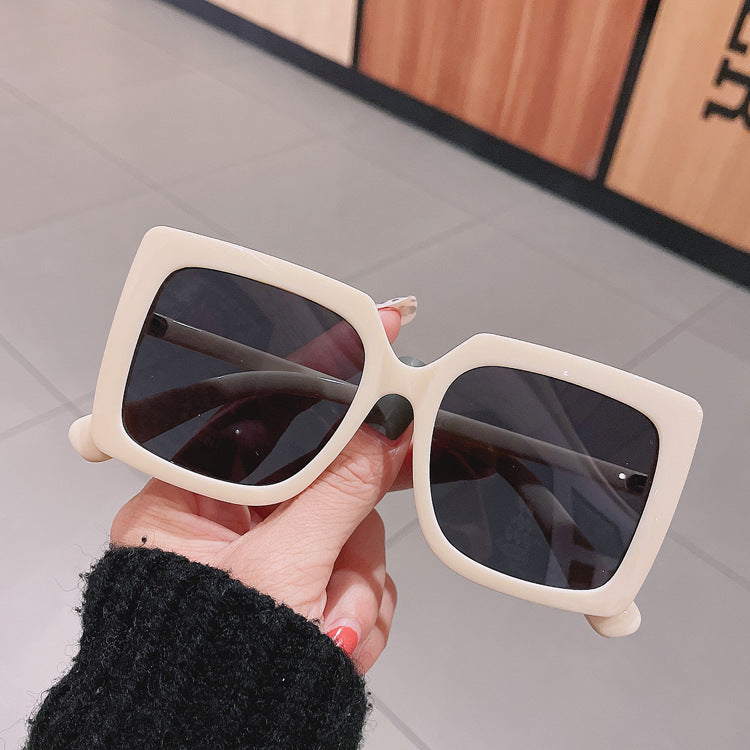 Square Fashionable Plain Face Sunglasses